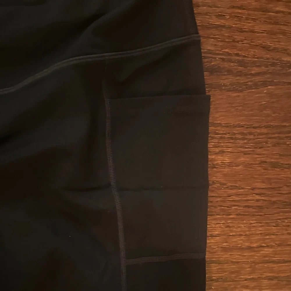 Skechers Black Leggings - Picture 4 of 6